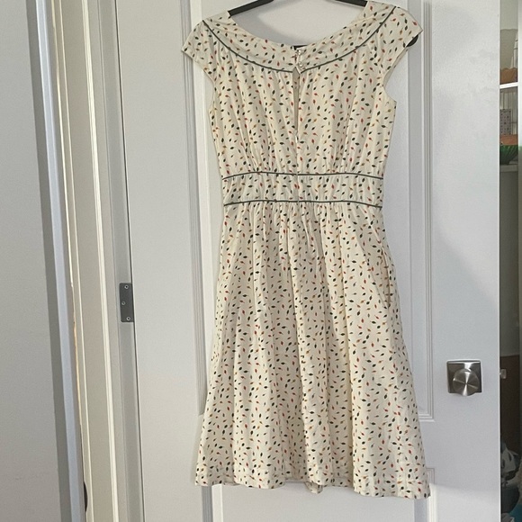 Emily and Fin Leaf Pattern Dress - Picture 6 of 7